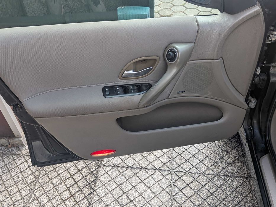 RENAULT Laguna 1.9 DCI 2005 — photo 4