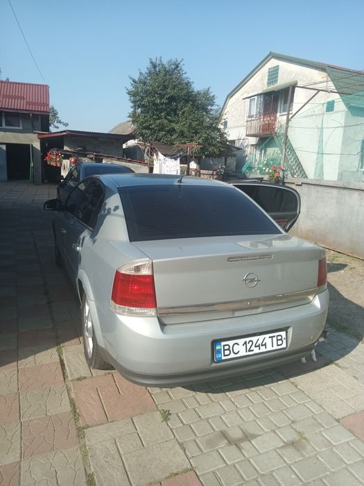 Опель вектра с 2005р
