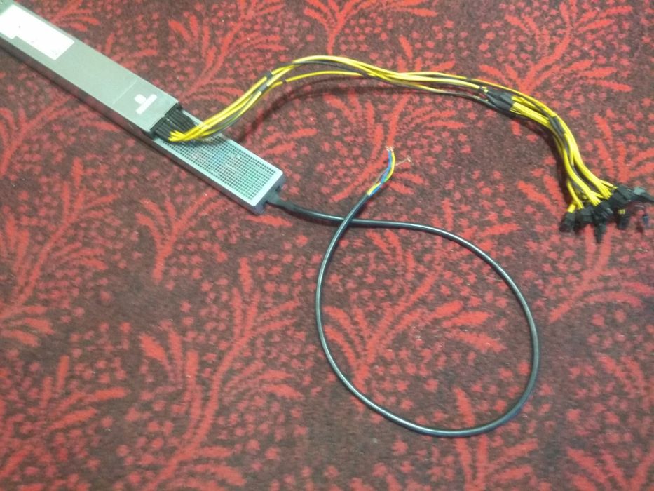 Северный блок питания Hewlett Packard.