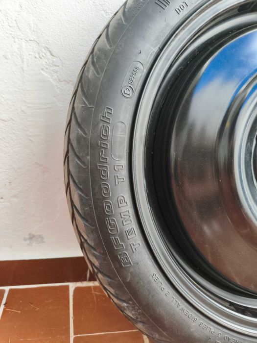 Pneu suplente TOYOTA COROLLA X R16 5x114,3x60,1