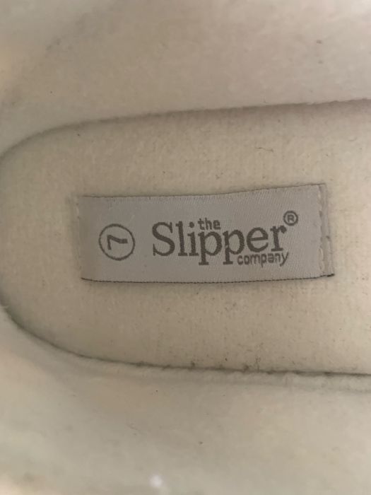 Damskie ciepłe pantofle.