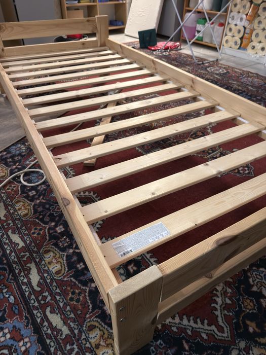 łóżko sosnowe 200x90