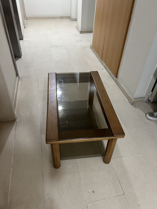 Mesa de apoio/centro de madeira maciça e vidro - Vintage