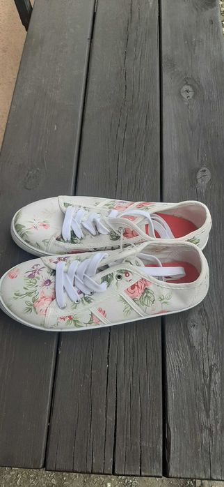 Buty damskie Nowe roz. 37