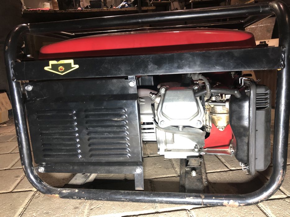 Генератор 2.5квт