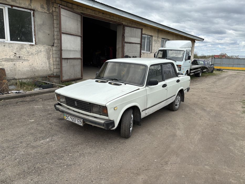 Прдам ваз 2105.