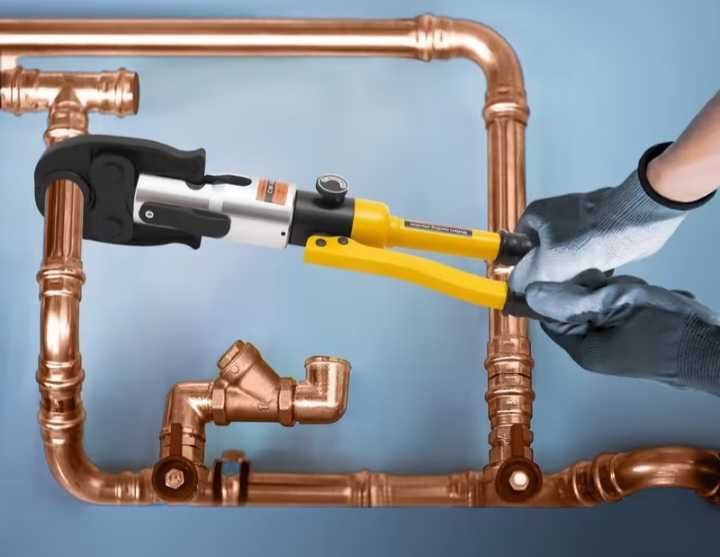 Zaciskarka hydrauliczna do rur pex i innych