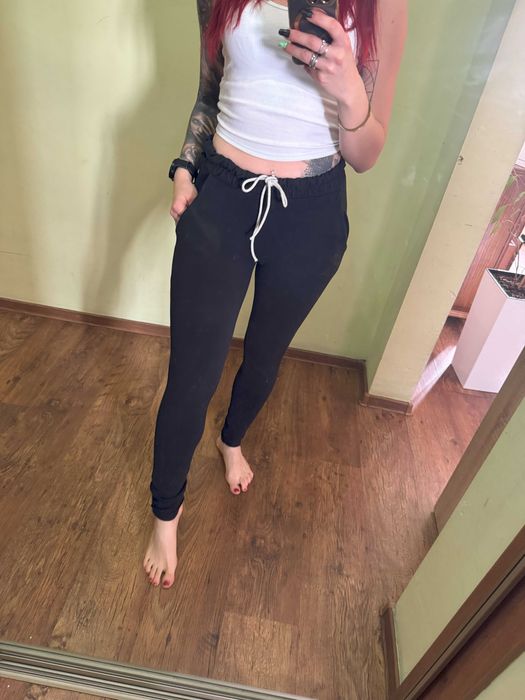 Spodnie dresowe czarne, dres, obcisłe, rurki, M, Wassyl