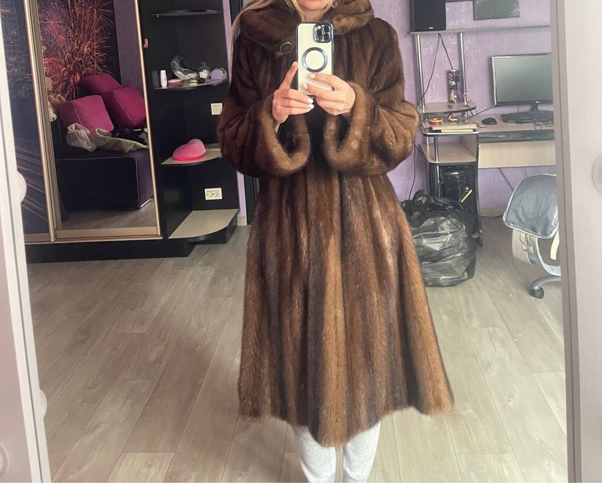Длинная норковая шуба