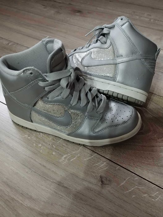 Nike Dunk High Metalic Silver size 36
