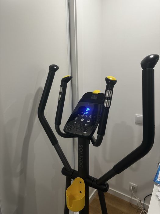 Bicileta elitica Domynos 500