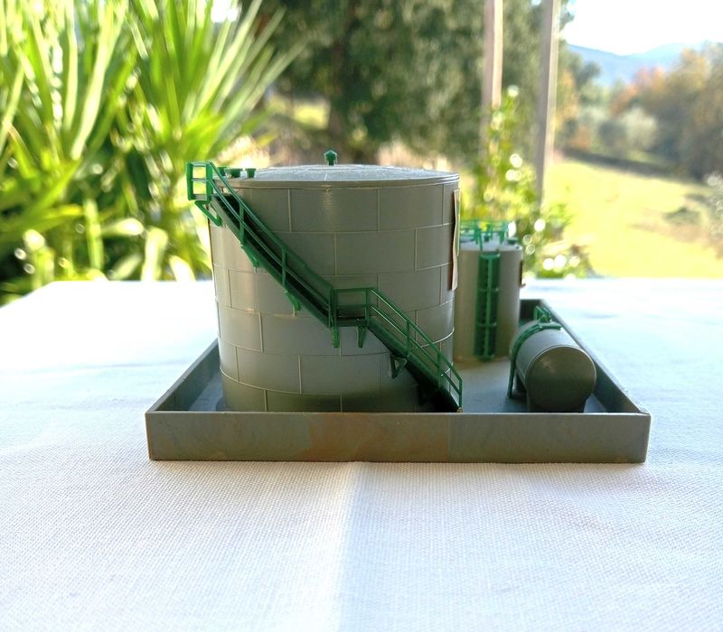 KIBRI 6726, Depósitos de combustível