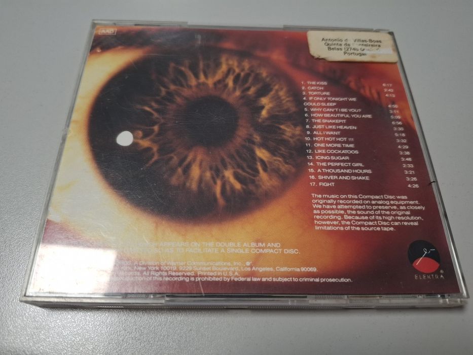 The Cure - Kiss me Kiss me