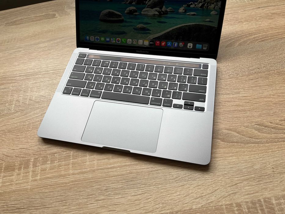 Apple MacBook Pro 13 2022р. apple M2_16GbRAM_512gb SSD_91% батарея_31 цикл