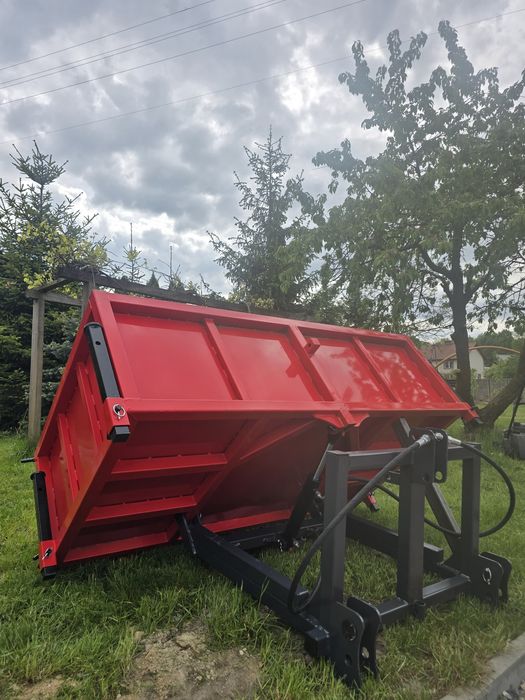 Nowa skrzynia z kiprem hydraulicznym do transportu do ciągnika 2.0 m