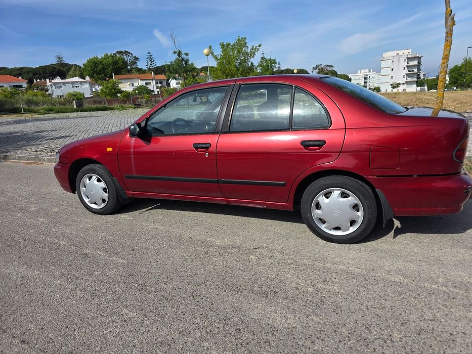 Nissan Almera