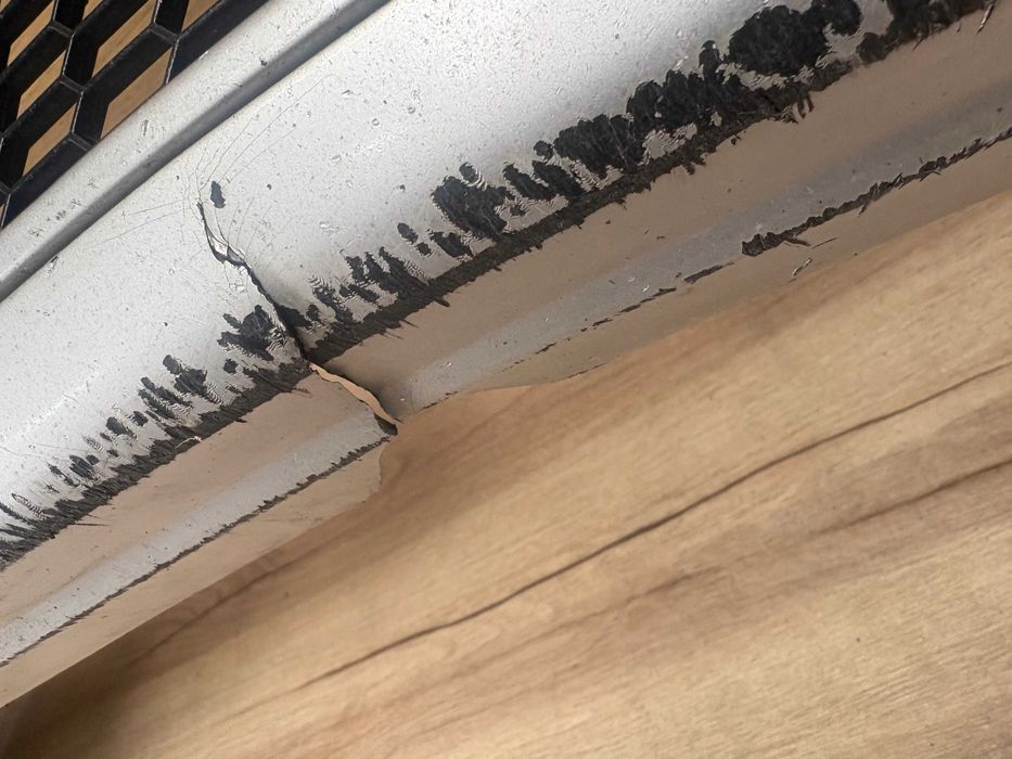 Zderzak przedni lexus is220 kolor 1g1