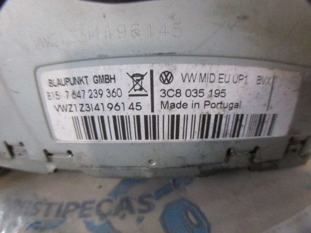 Rádio / auto-rádio VOLKSWAGEN Golf VI (5K1)