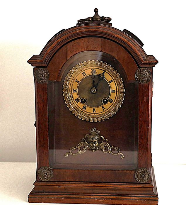 Cadeira antiga relogio ingles gravura