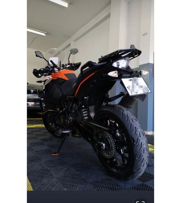 KTM 1090 como nova