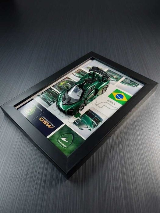 Картина з моделлю McLaren Senna