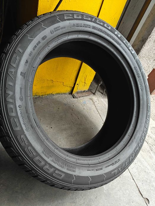2шт R20 265 50 шини літні 23р Continental Cross Contact UHP