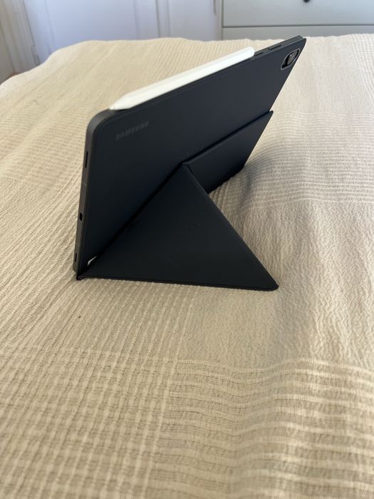 Samsung Galaxy Tab S11 з чохлом та олівцем