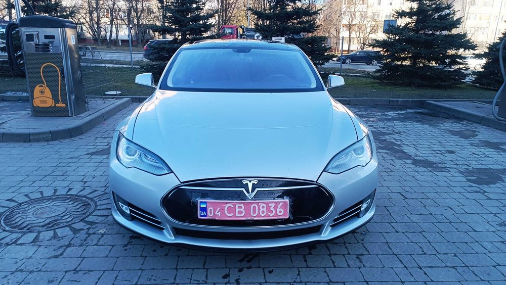 Tesla Model S P85  2013р.