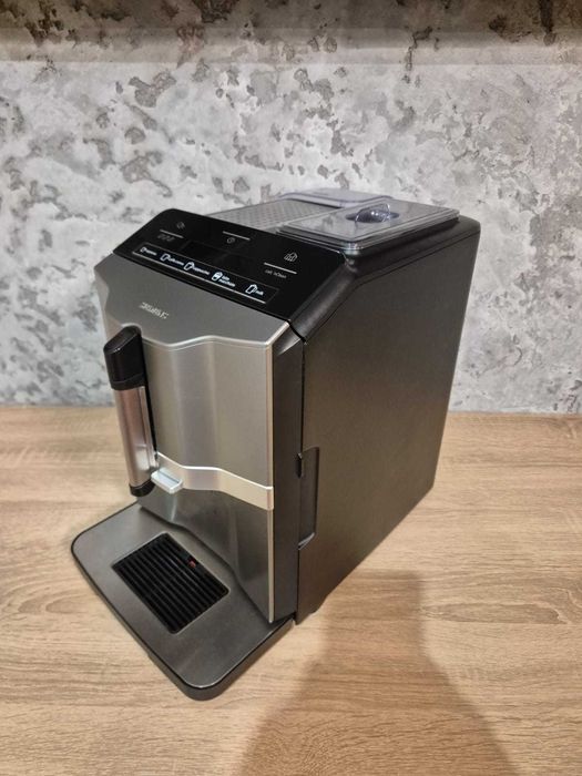 Siemens EQ.3 S300 – Zadbany, Kompletny Nowy filtr