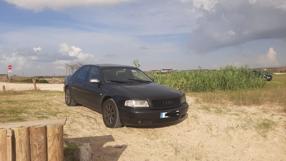 Audi A8  D2  2.5 TDI 180CV foto 3