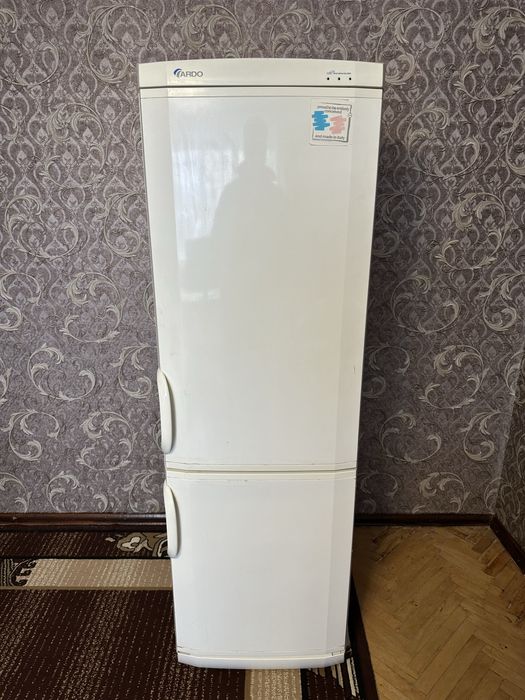 Двокамерний холодильник Ardo