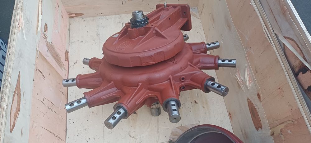 Przekładnia zgrabiarki 11-ramenna karuzela CMR