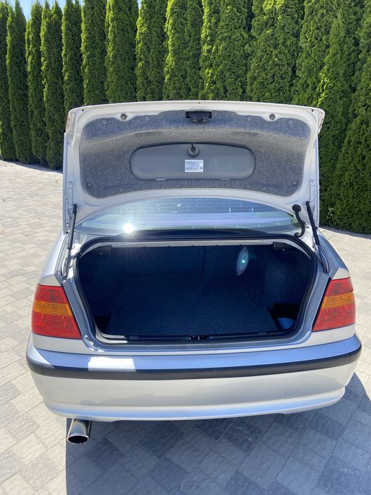 Продам BMW 316і легендарна e 46 2002 року
