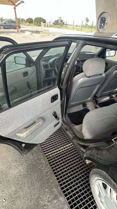 Vende-se Ford Fiesta 1.1 em excelente estado