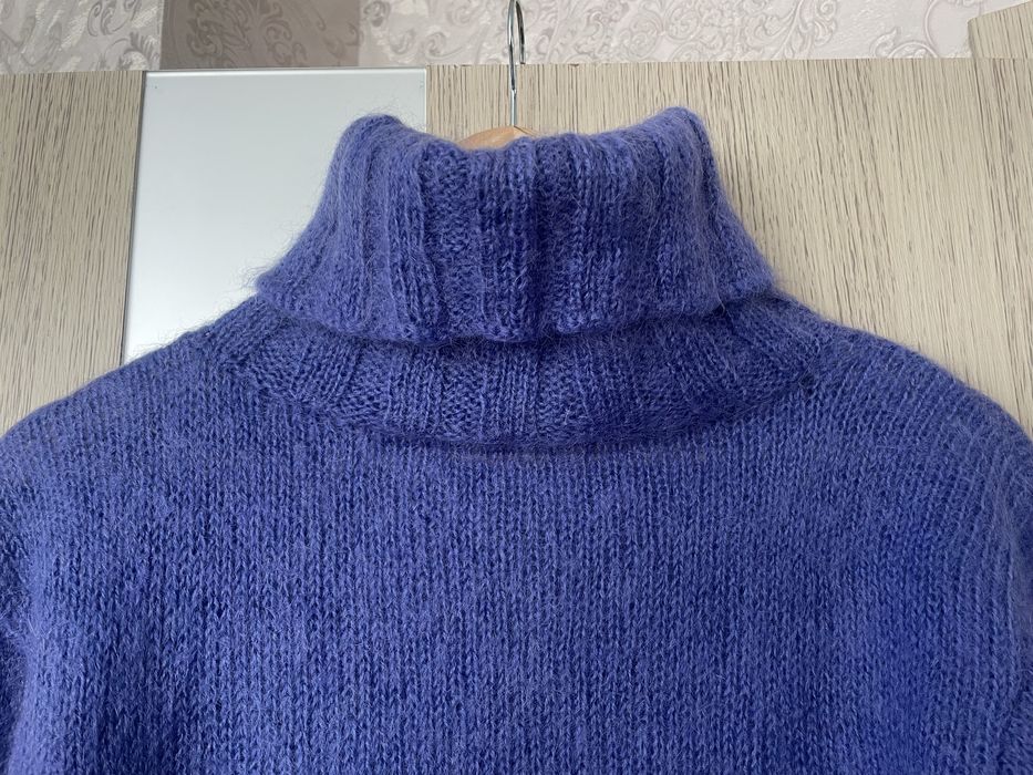 Светр з натуральної пряжі
