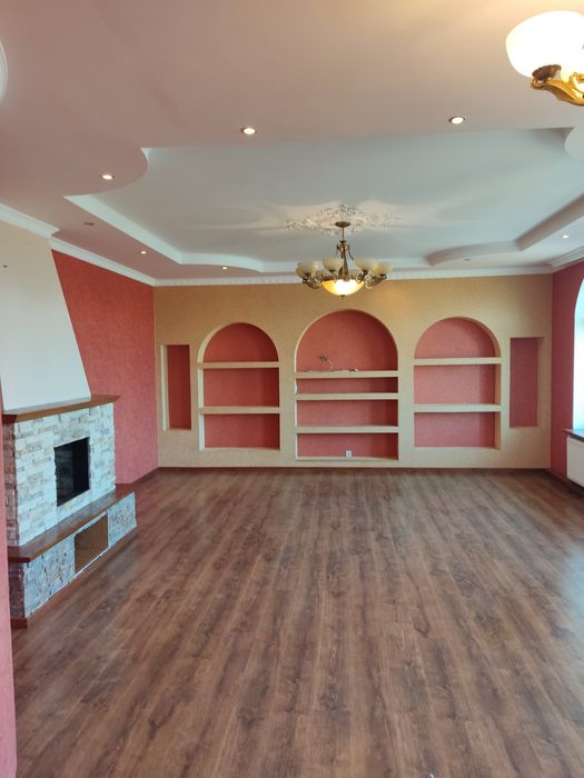 Сдаётся в аренду Шикарный и просторный дом в два этажа, огород беседк