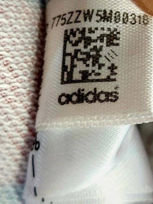 Stylowa bluza crewneck Adidas