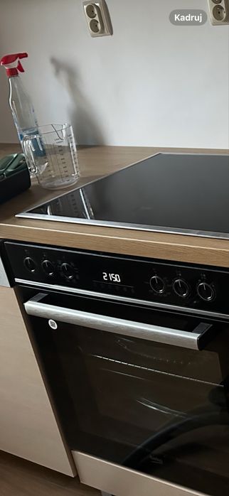 Piekarnik z płytą, pod zabudowe BEKO