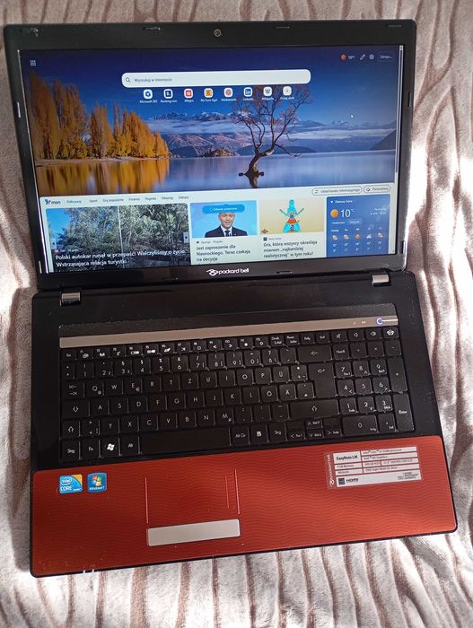 sprzedam 17,3 cali packard bell procesore intel core i3-330m ,2,13ghz,2,13ghz.jak nowy okazja cena 250zl