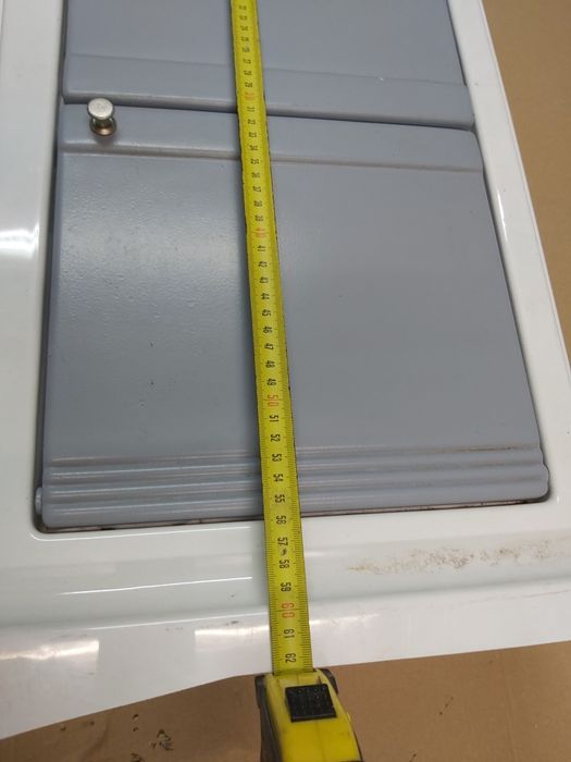 Meble lazienkowe do przyczepy kempingowej, kampera