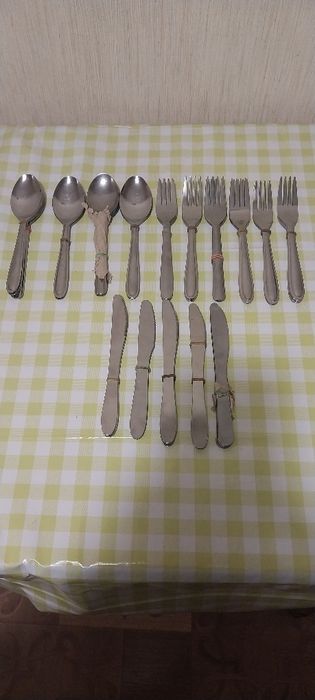 Продам посуд для дому.