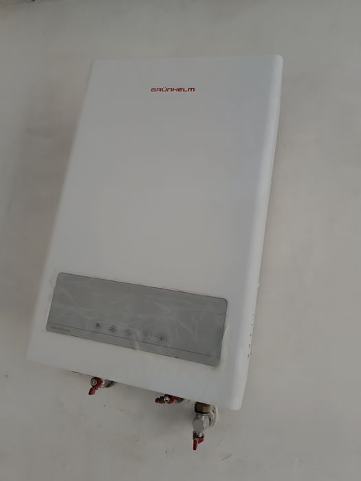 Продам электрический котел Grunhelm