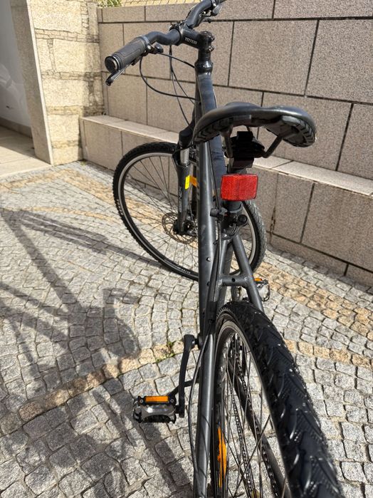 Bicicleta Híbrida Totem River Ridge 28" – Como Nova