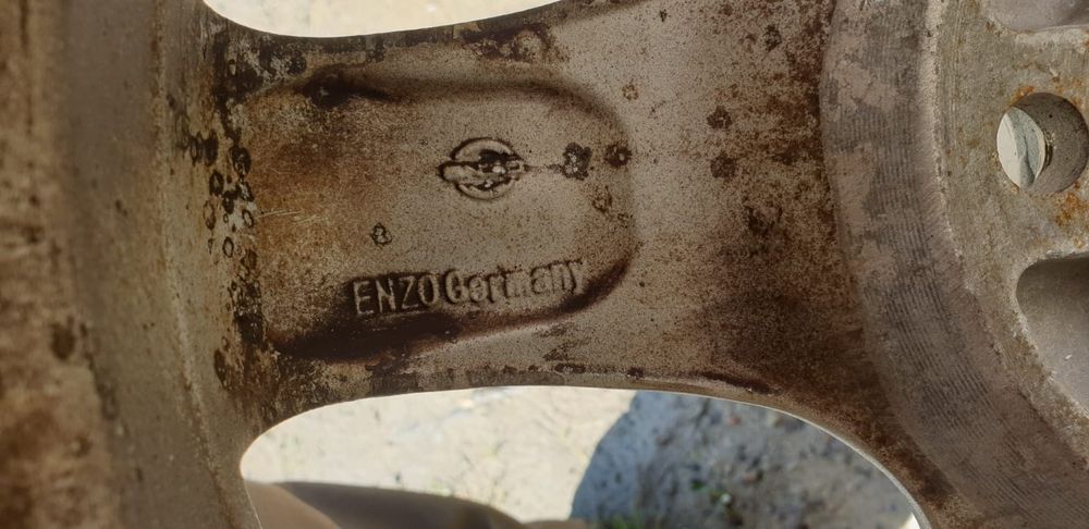 Alufelgi 5x108x16 Enzo et 48