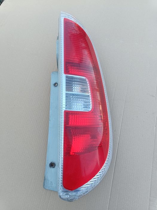 Lampa prawa tylna Skoda Roomster