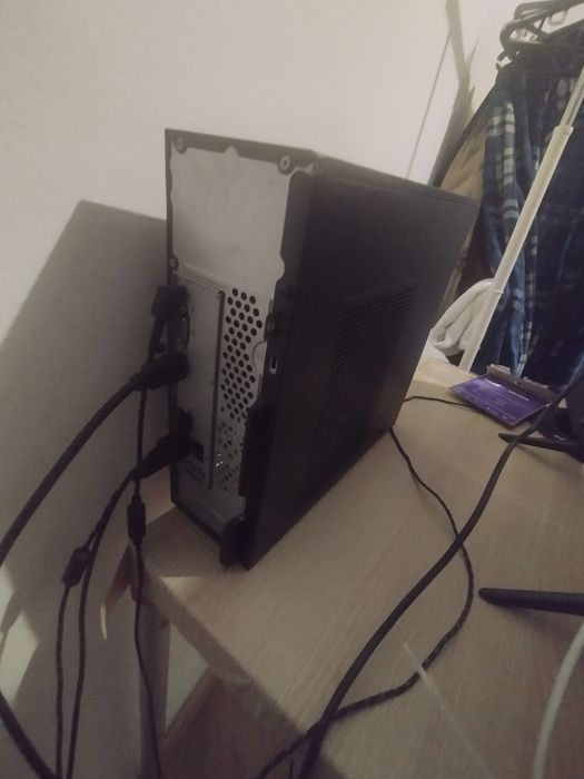 Pc Acer Novo em folha