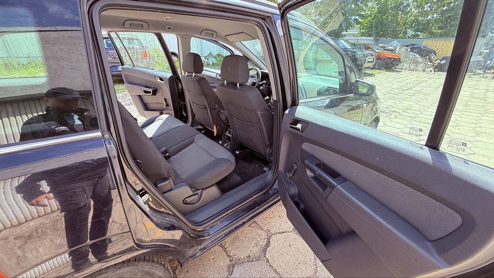 Opel Zafira  1.9 cdti