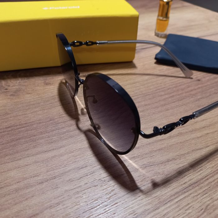 Жіночі сонцезихисні окуляри