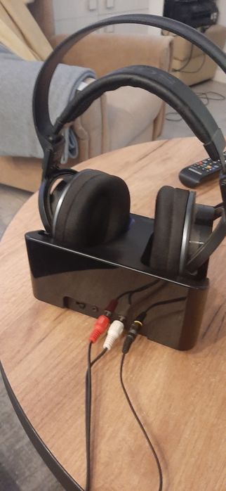 Słuchawki bezprzewodowe Sony TMR-RF855R