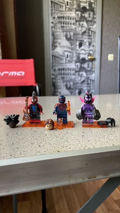 LEGO Marvel Spider-Man 71050 — полная коллекция 12 минифигурок